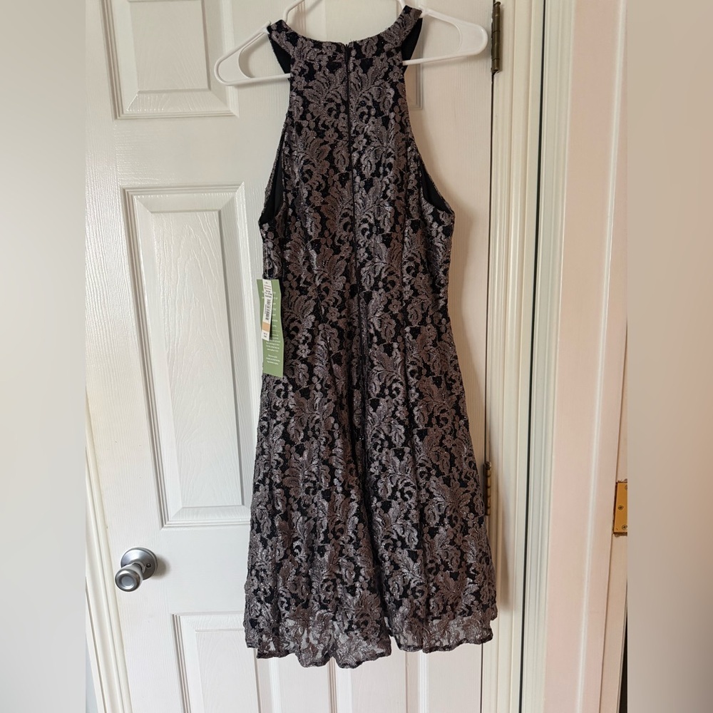 NWT Special Occasion Dress Black and Taupe Lace. Size 12 - Picture 3 of 6